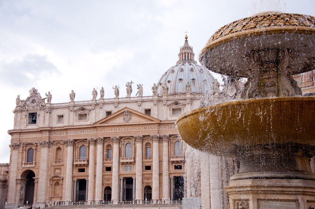 Basilica of Saint Peter with a fountain in the foreground